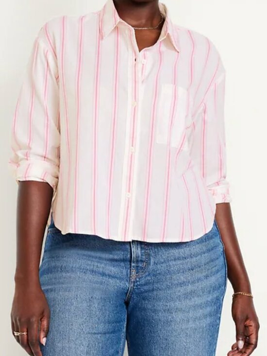Old Navy Tops - NWT! Old Navy Women's Button Down Cropped Shirt - Medium